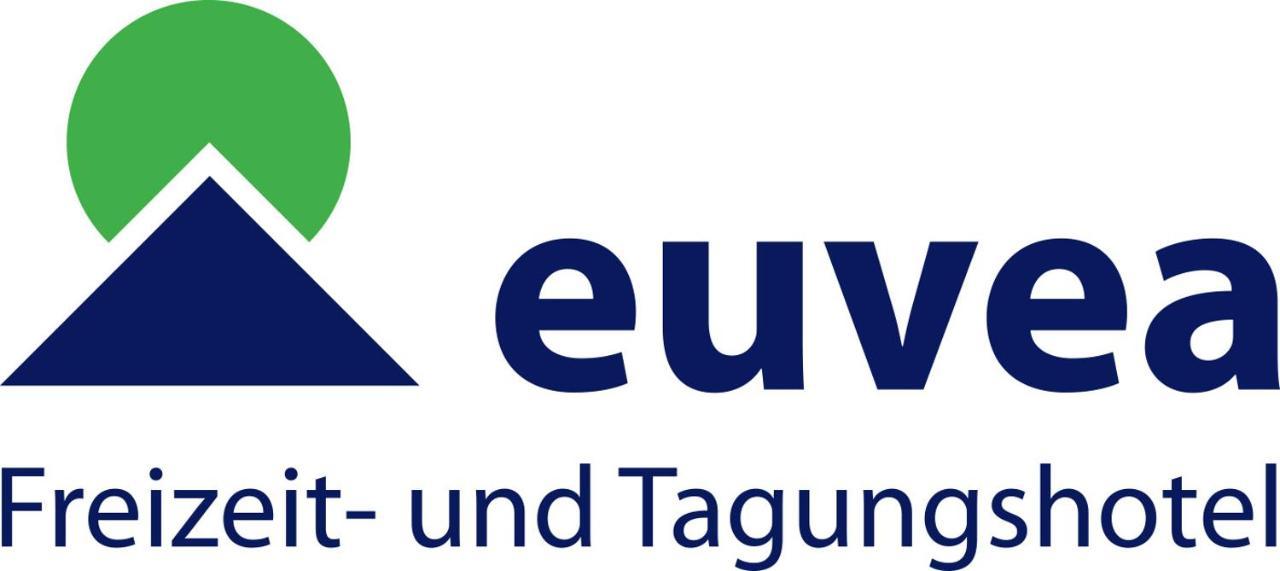 Euvea Freizeit- Und Tagungshotel Neuerburg  Екстериор снимка